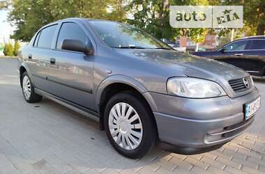 Седан Opel Astra 2006 в Белой Церкви