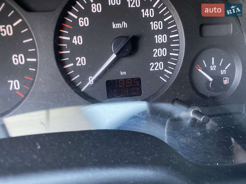 Седан Opel Astra 2008 в Городке