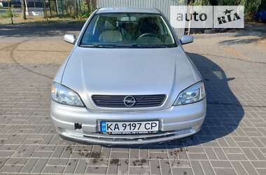 Хэтчбек Opel Astra 2000 в Киеве