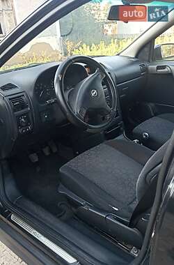 Седан Opel Astra 1999 в 