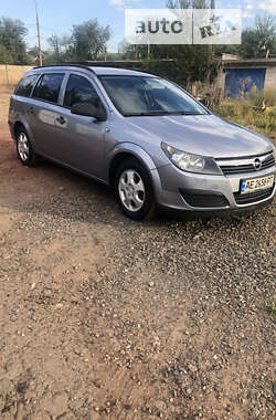 Универсал Opel Astra 2005 в Кривом Роге