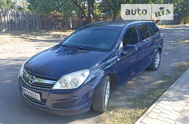 Универсал Opel Astra 2009 в Конотопе