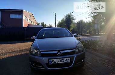 Хетчбек Opel Astra 2006 в Кривому Розі