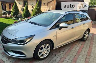 Універсал Opel Astra 2019 в Києві