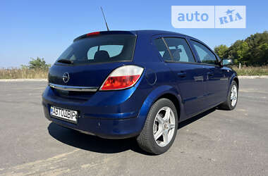 Хетчбек Opel Astra 2005 в Дунаївцях