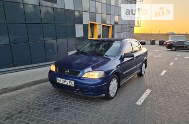 Седан Opel Astra 2005 в Киеве