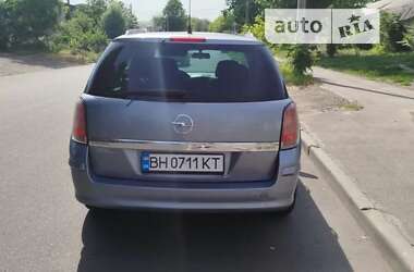 Універсал Opel Astra 2005 в Одесі