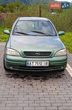 Хэтчбек Opel Astra 1999 в 