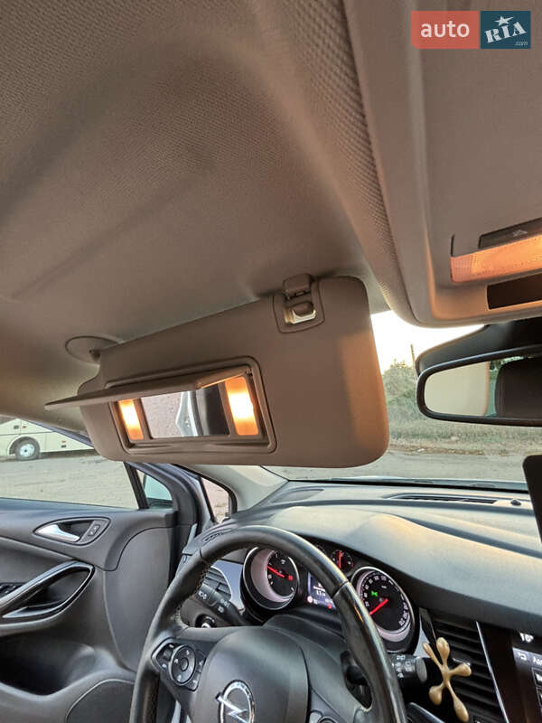 Універсал Opel Astra 2019 в Дніпрі