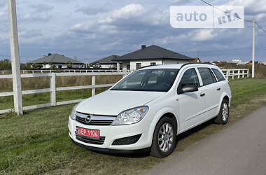 Универсал Opel Astra 2009 в Луцке