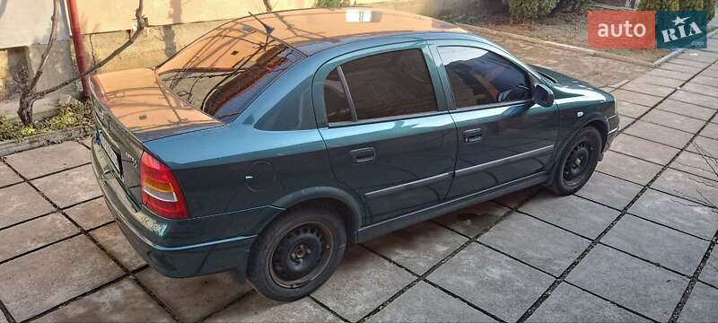 Седан Opel Astra 2004 в Мукачево фото 2 Седан Opel Astra 2004 в Мукачево