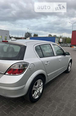 Хетчбек Opel Astra 2009 в Луцьку