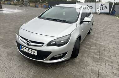 Універсал Opel Astra 2012 в Львові