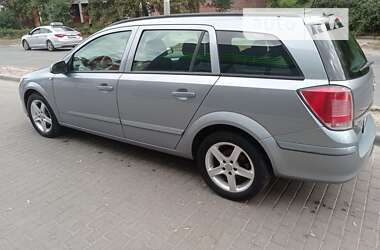 Универсал Opel Astra 2005 в Тернополе