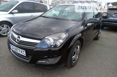 Універсал Opel Astra 2008 в Черкасах