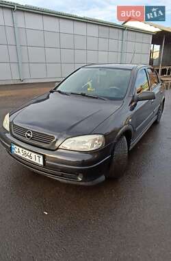 Седан Opel Astra 2008 в Черкасах