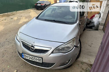 Универсал Opel Astra 2011 в Одессе