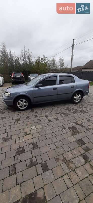 Седан Opel Astra 2007 в Ивано-Франковске