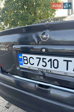 Седан Opel Astra 2007 в 