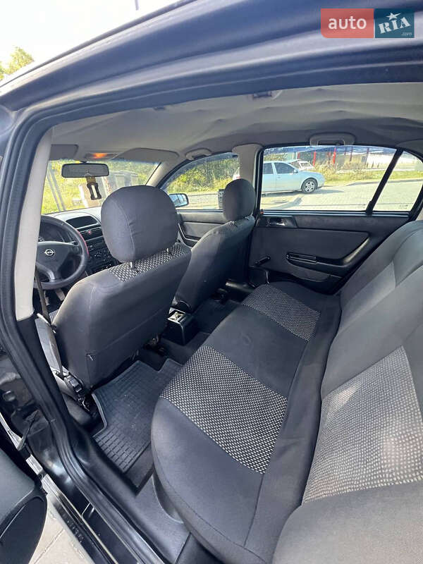 Седан Opel Astra 2007 в Бориславе