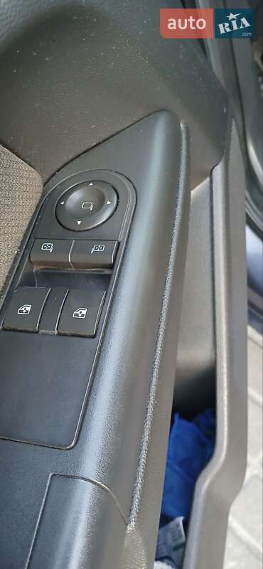 Универсал Opel Astra 2006 в Киеве