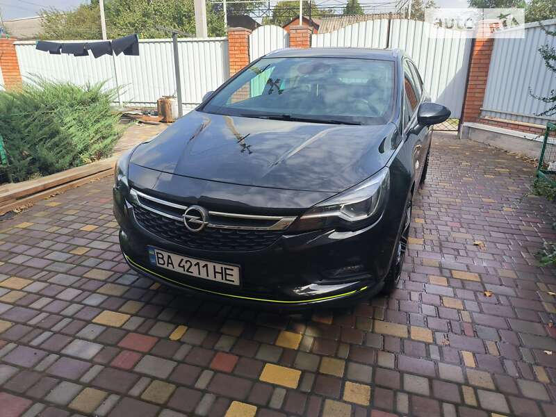 Універсал Opel Astra 2017 в Кропивницькому