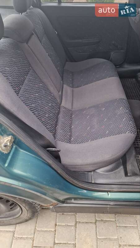 Хэтчбек Opel Astra 2001 в 
