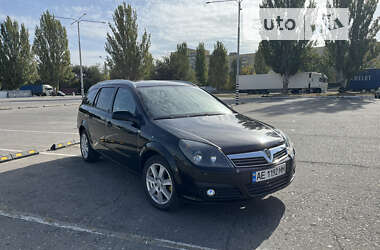 Універсал Opel Astra 2007 в Дніпрі