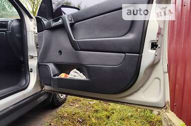 Седан Opel Astra 2007 в 