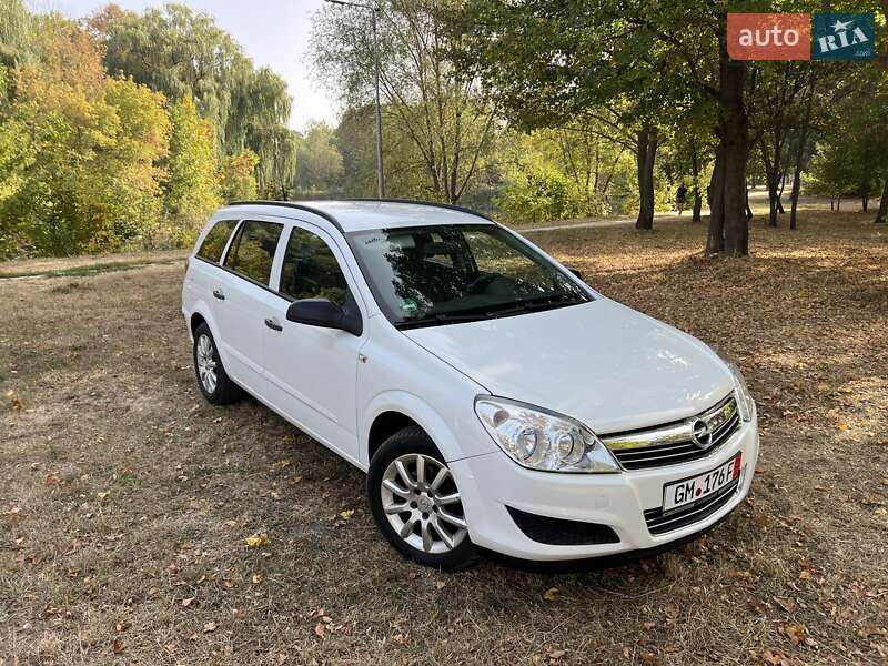 Универсал Opel Astra 2010 в Нежине фото 7 Универсал Opel Astra 2010 в Нежине