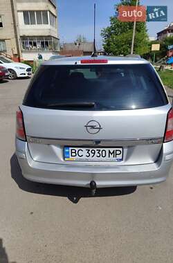 Универсал Opel Astra 2008 в Львове