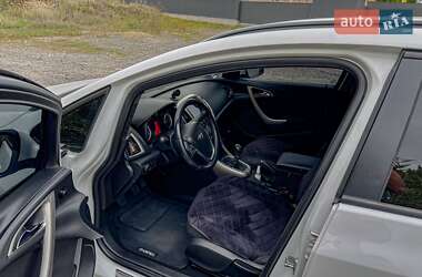 Універсал Opel Astra 2011 в 