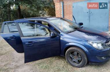Универсал Opel Astra 2010 в 