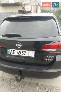Универсал Opel Astra 2016 в 