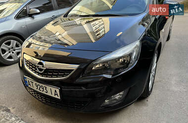 Хетчбек Opel Astra 2010 в Івано-Франківську