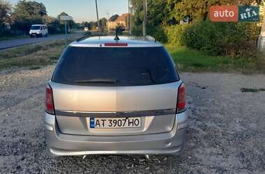 Универсал Opel Astra 2005 в Надворной