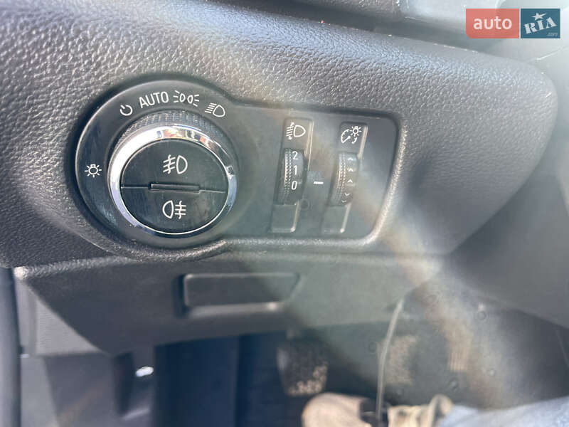 Универсал Opel Astra 2012 в Киеве