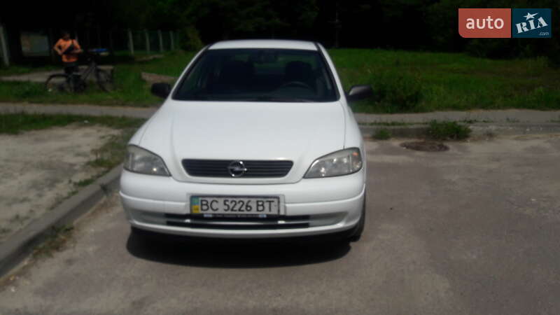 Седан Opel Astra 2008 в Львові