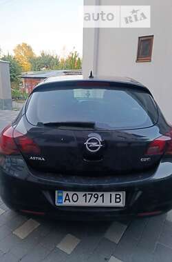 Хетчбек Opel Astra 2010 в Ужгороді