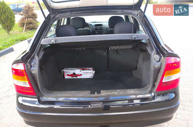 Хэтчбек Opel Astra 2005 в Ивано-Франковске