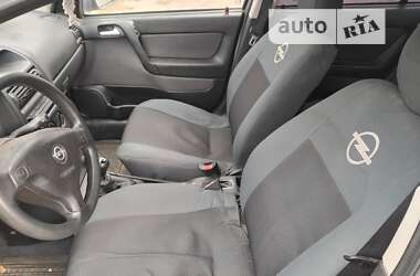 Седан Opel Astra 2008 в 