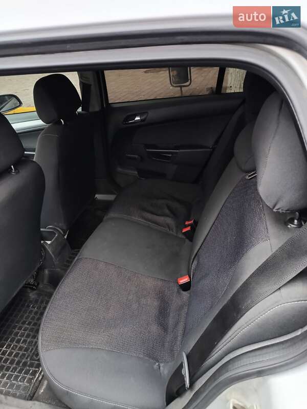 Универсал Opel Astra 2005 в Надворной фото 12 Универсал Opel Astra 2005 в Надворной