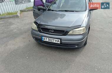 Седан Opel Astra 2008 в Верховине