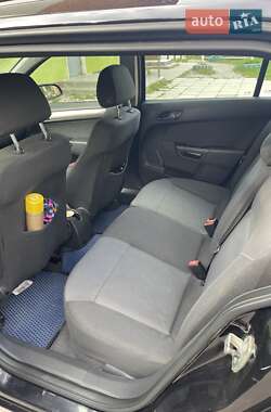 Универсал Opel Astra 2008 в 