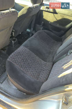 Хэтчбек Opel Astra 2000 в 