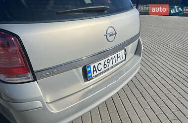 Универсал Opel Astra 2006 в 