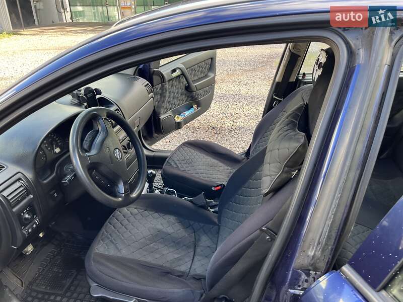 Седан Opel Astra 2000 в Первомайске фото 4 Седан Opel Astra 2000 в Первомайске