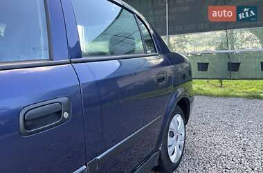 Седан Opel Astra 2000 в 