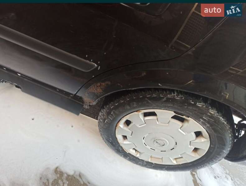 Седан Opel Astra 2007 в Беляевке