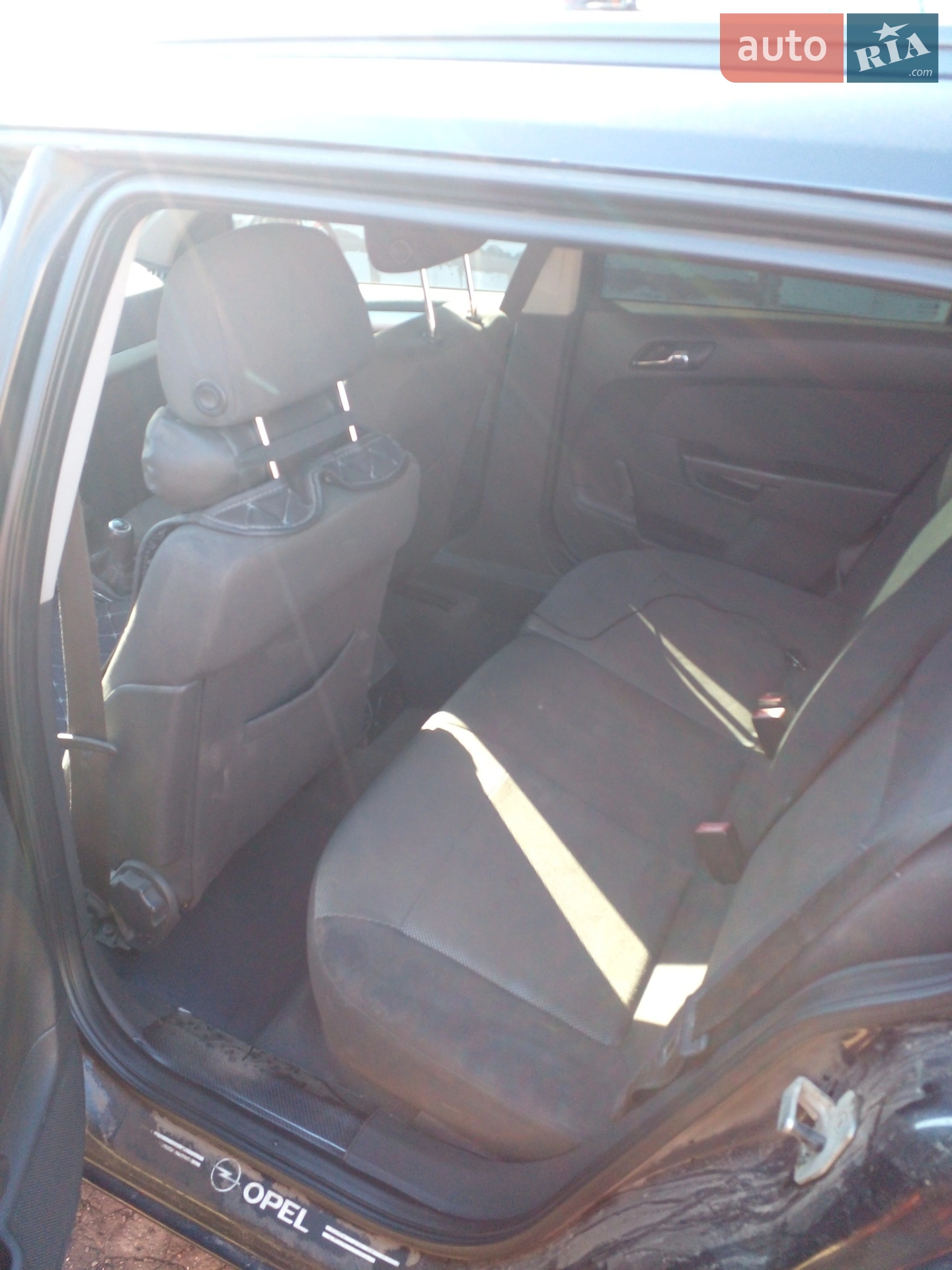2010 Opel Astra - мініатюра 10